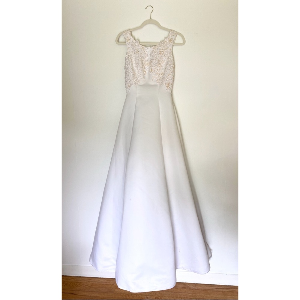Vintage wedding dress size 4 / 26